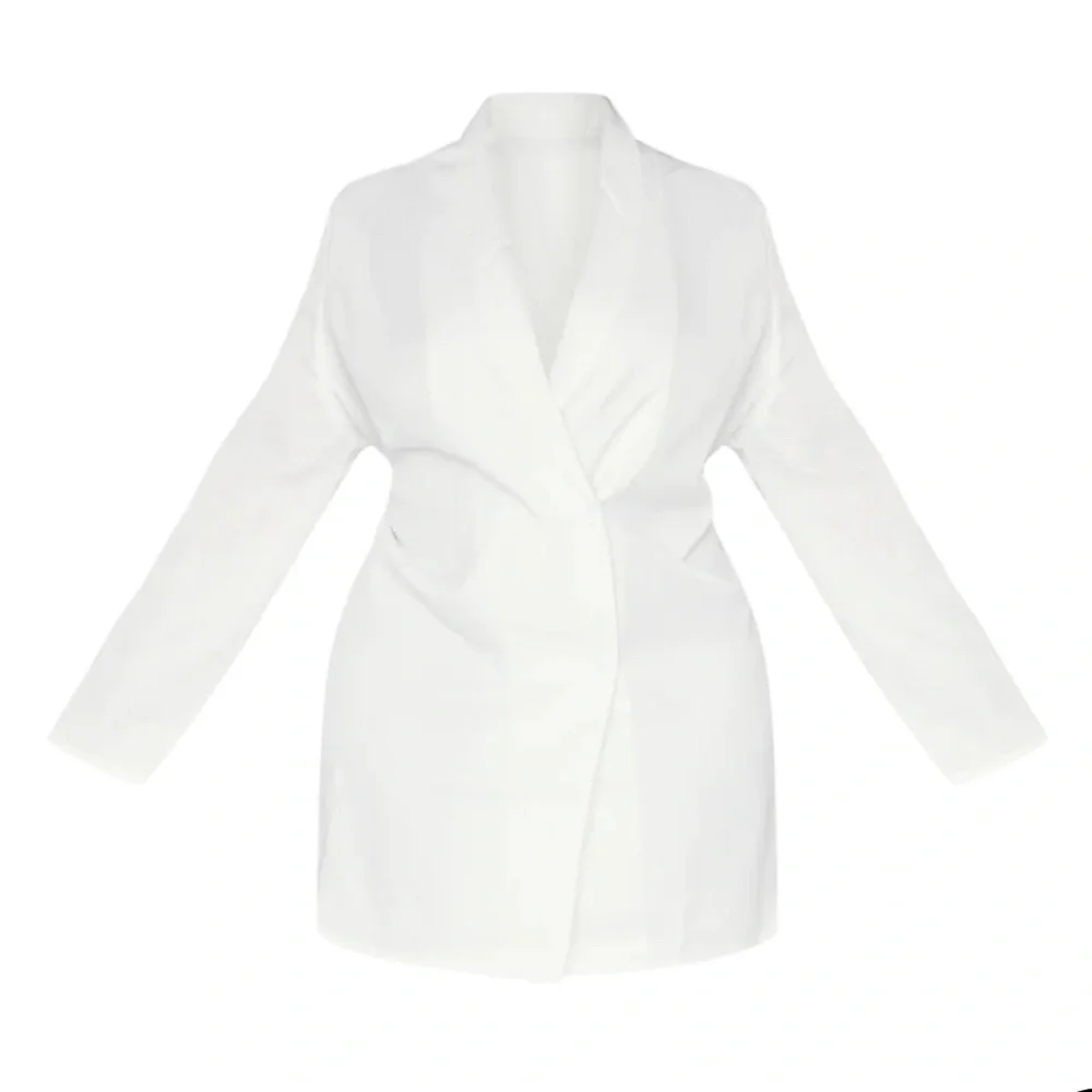 PrettyLittleThing Oversized Double Breasted Blazer Dress - Picture 8 of 8